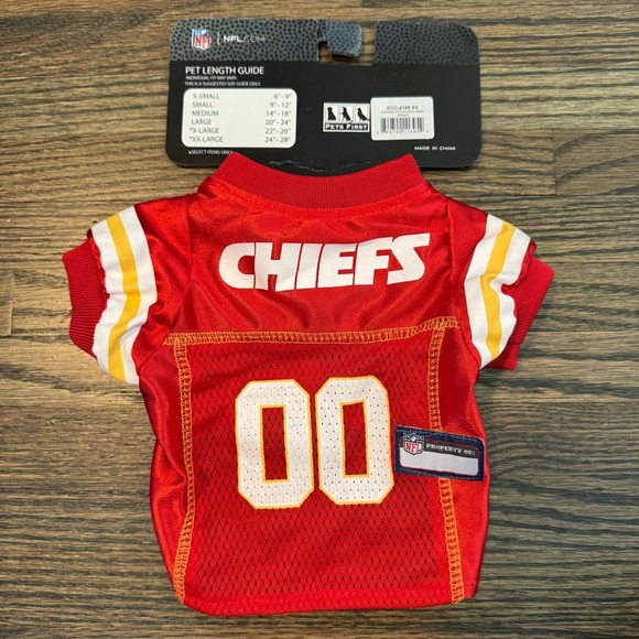NFL Pet Wear Kansas City Chiefs Dog Mesh Jersey XS NWT - Picture 1 of 3